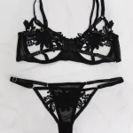 Σετ Σουτιέν Cupless με Ρυθμιζόμενο Στρινγκ – Μαύρο